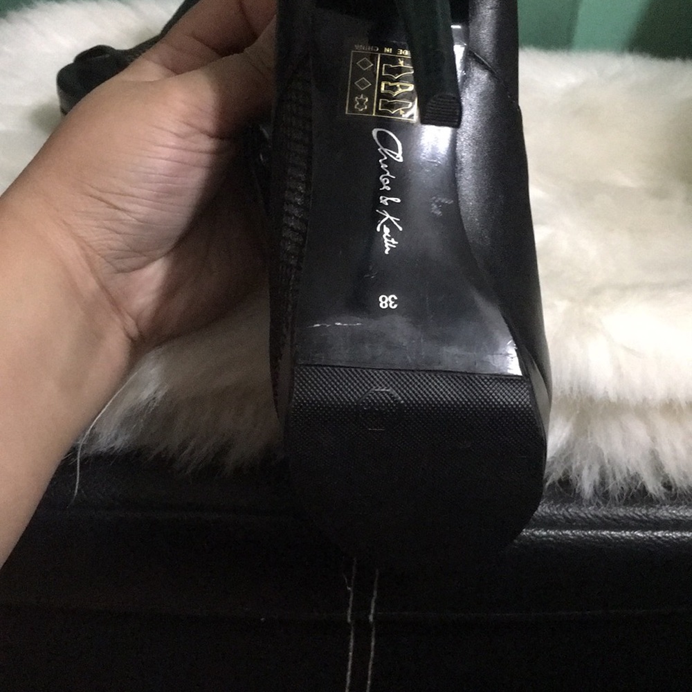 Charles & Keith Booties - Picture 2 of 8